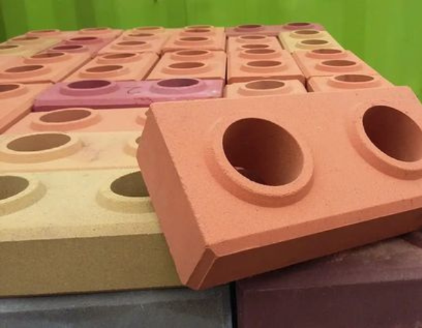 CONSTRUÇÃO CIVIL SUSTENTÁVEL COM BLOCOS DE TERRA COMPRIMIDA (BTC): O FUTURO DA HABITAÇÃO ECOLÓGICA